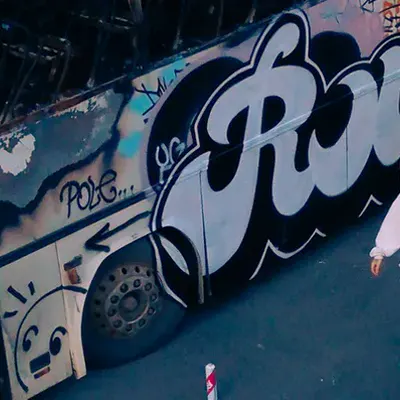 8453