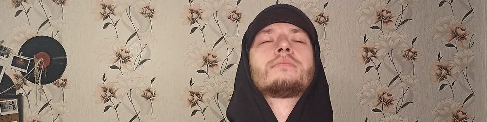 Фото исполнителя givememoreeeeee
