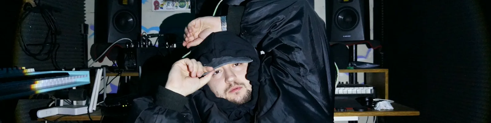 Фото исполнителя POUSTY