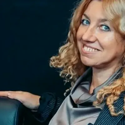 Елена Ларина