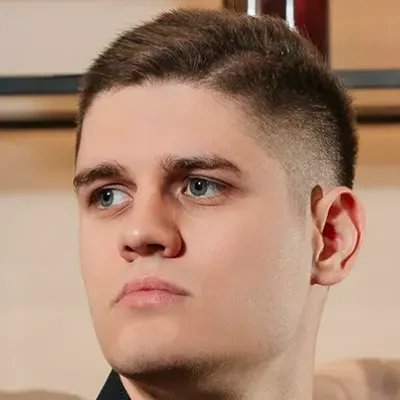 NIK RED