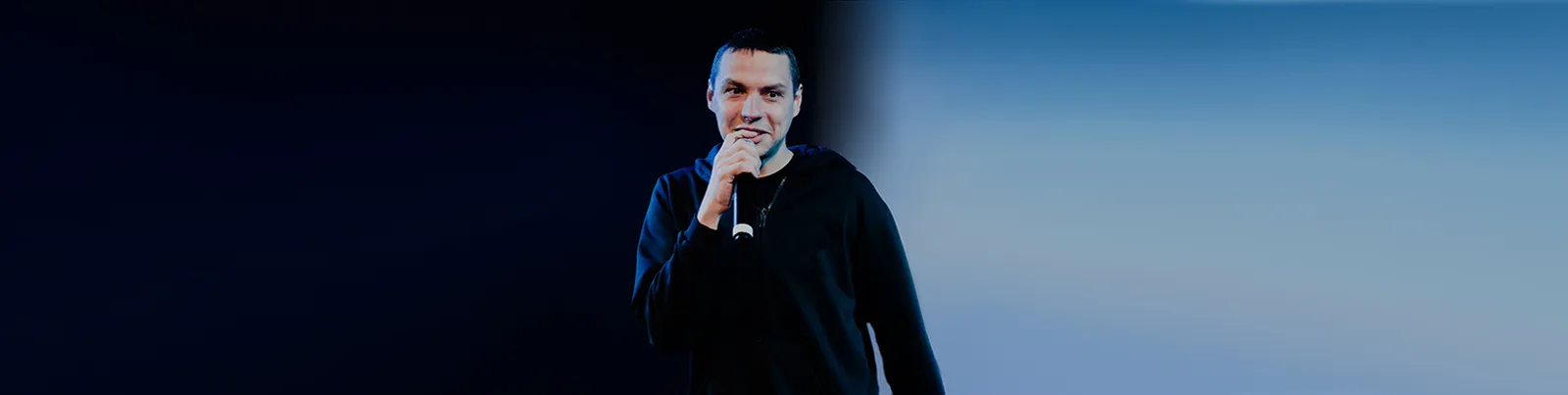 Фото исполнителя Deepak