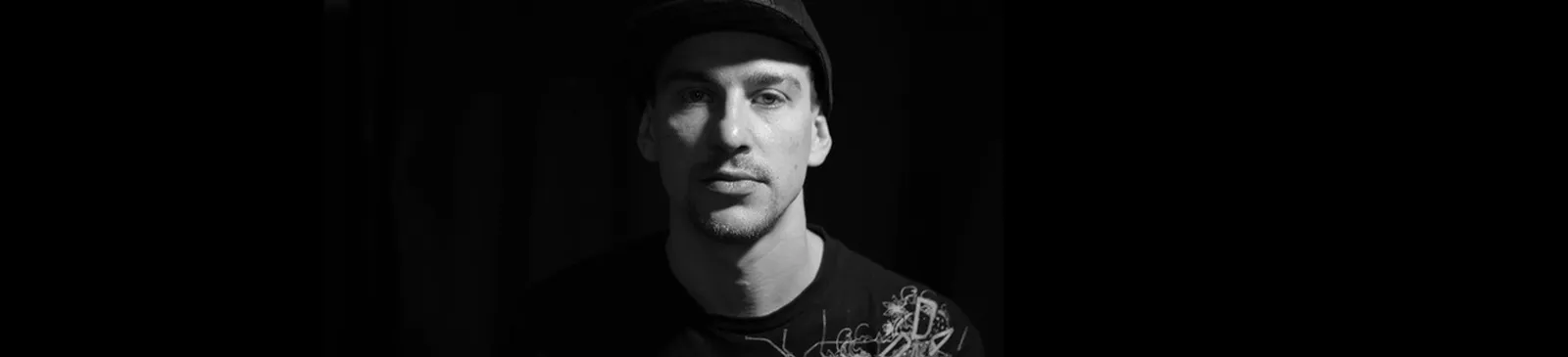 Фото исполнителя Чаки спятил