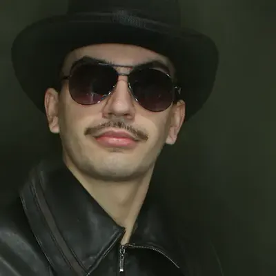 G WOLF