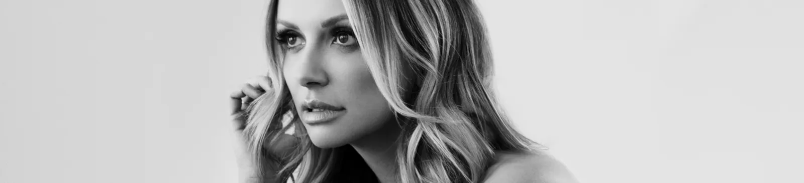 Фото исполнителя Carly Pearce