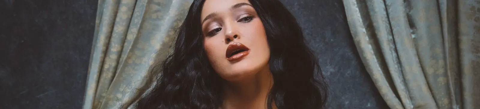Фото исполнителя Elley Duhé