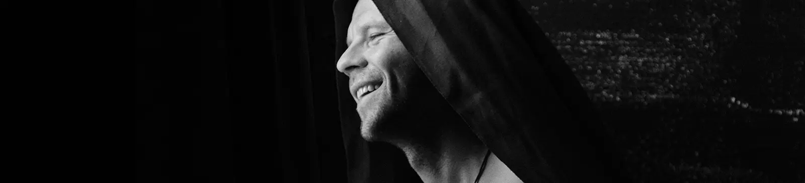 Фото исполнителя Алексей Вдовин