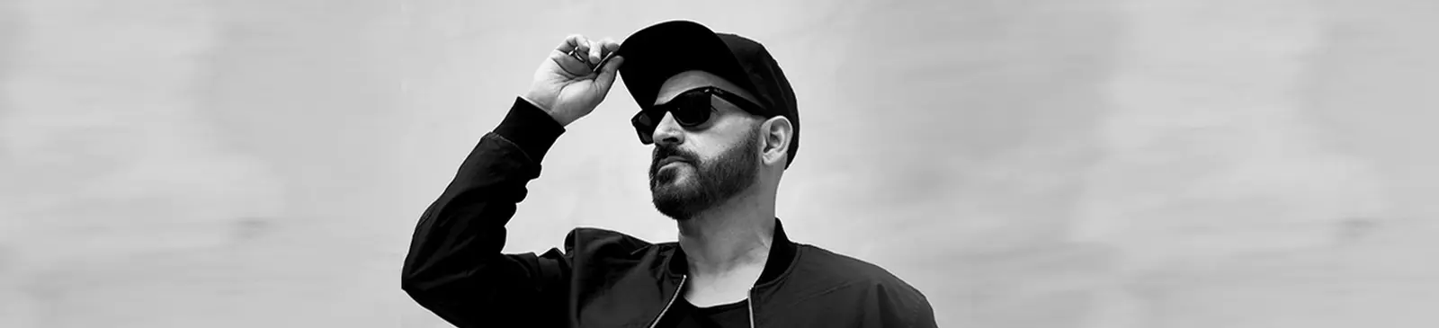 Фото исполнителя Sharam Jey