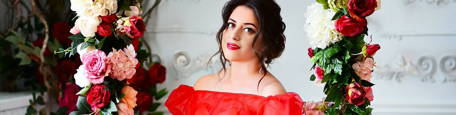 Фото исполнителя Карина Велиханова