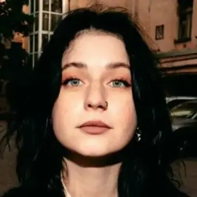 кейси.