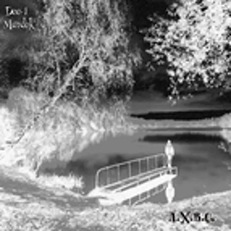 Dee-1