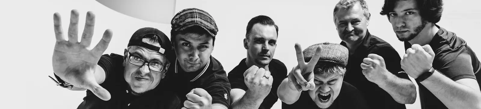 Фото исполнителя The PAPRIKS