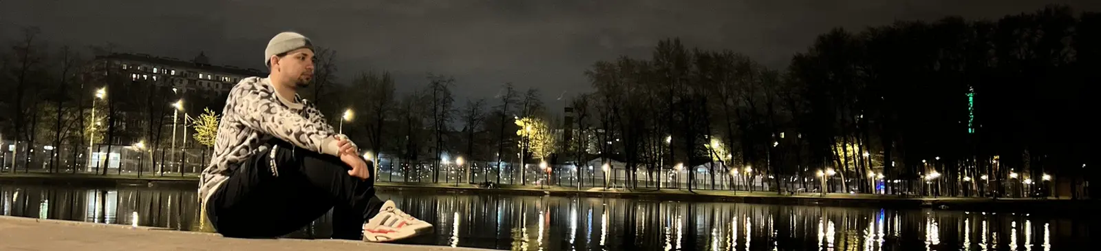 Фото исполнителя TINAY