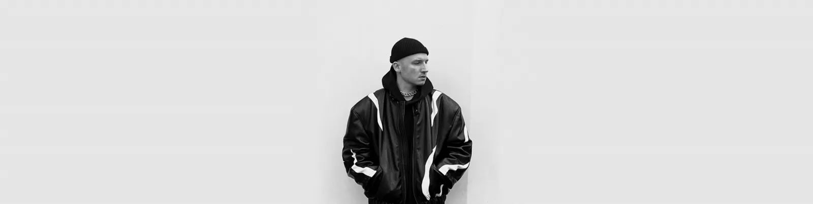 Фото исполнителя ilja