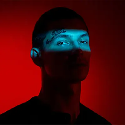 3022