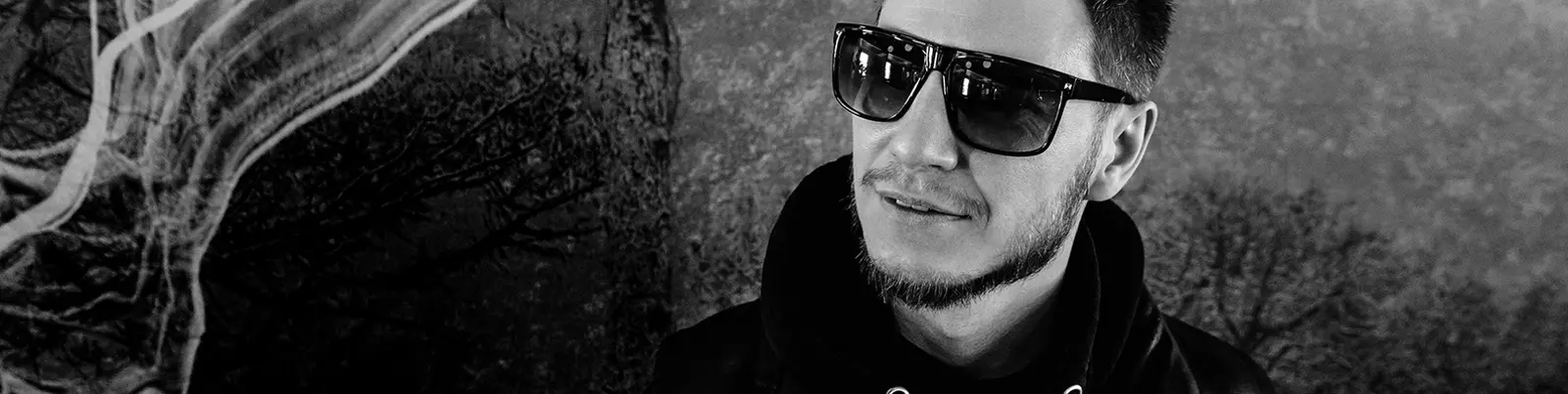 Фото исполнителя Moombata
