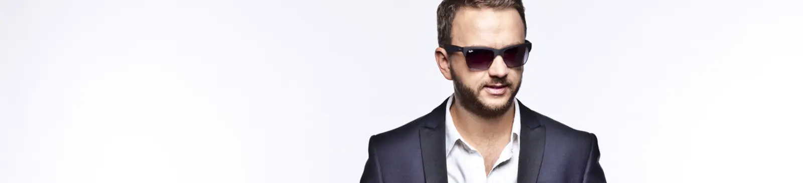 Фото исполнителя DJ Lutique