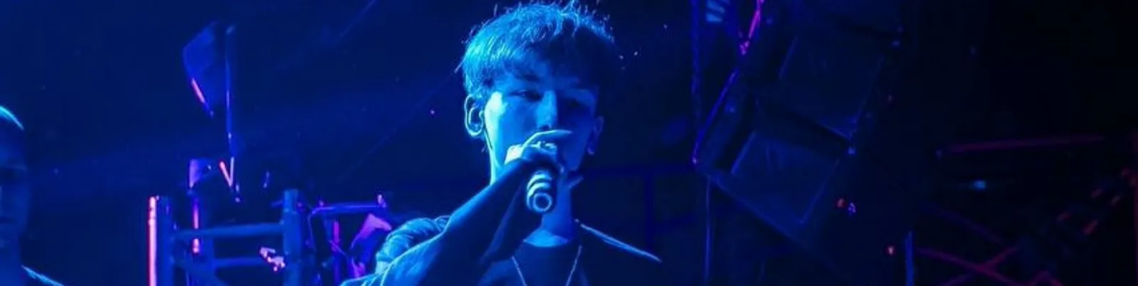 Фото исполнителя V3RY LITTLE SWAGG