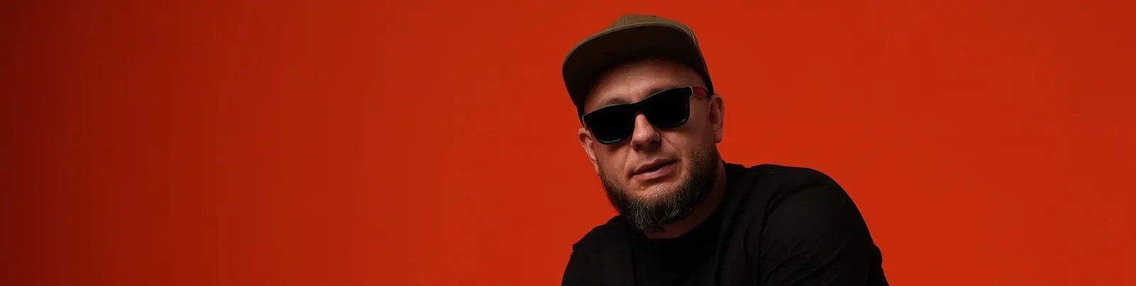Фото исполнителя SURAVTSOV