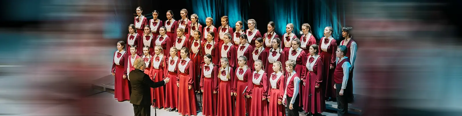 Фото исполнителя БДХ им. В. Попова под руководством А. Кислякова