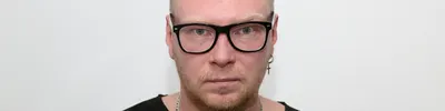 AV