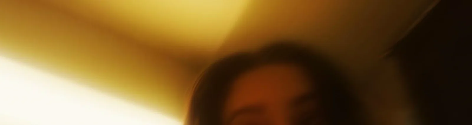 KISSLUVV