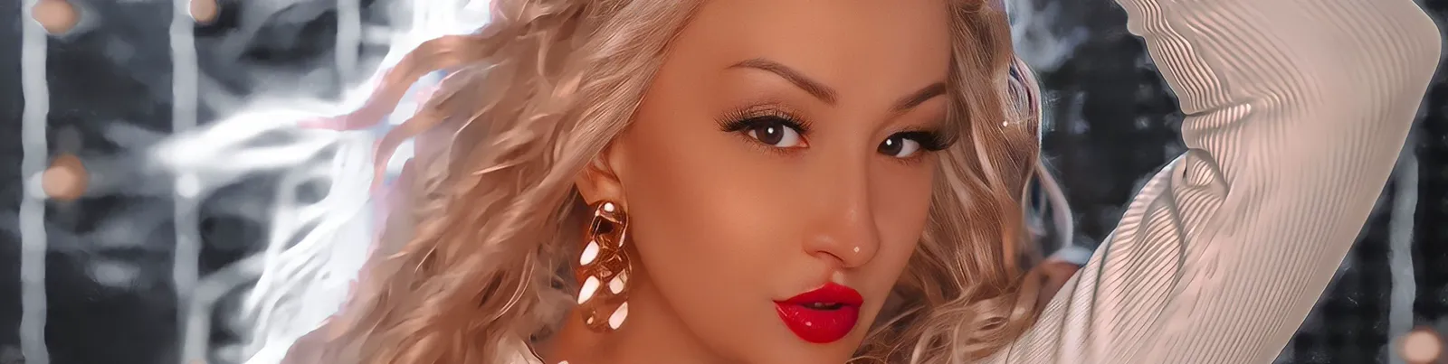 Фото исполнителя Helena-Shadia