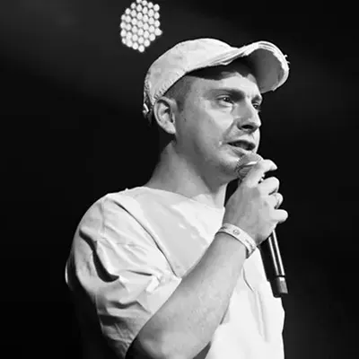 C4