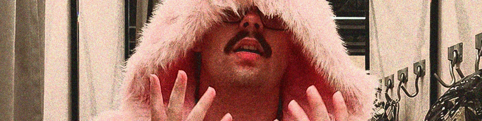 Молодой Маркел