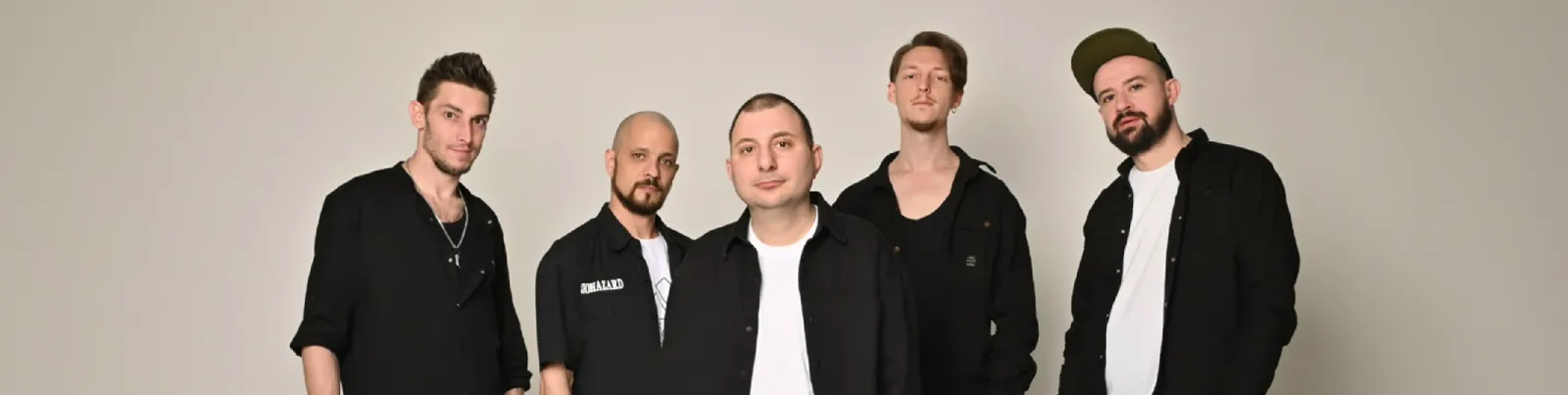 Фото исполнителя Ahoy