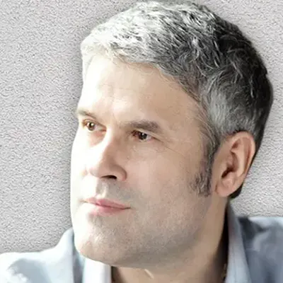 Эдуард Изместьев
