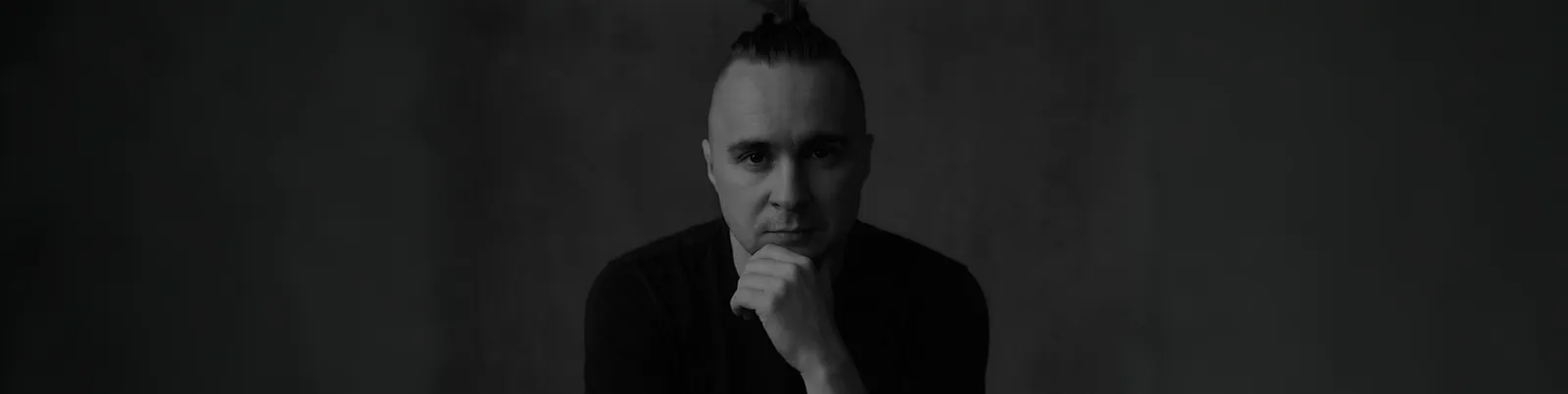 Фото исполнителя ALMAZOV